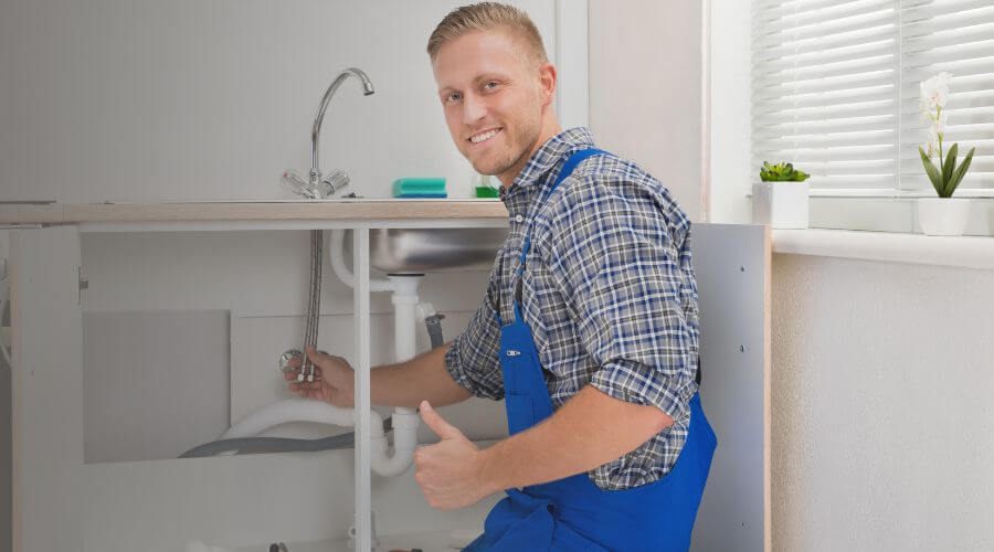 Burst Pipe Emergency Service in Breedsville, MI